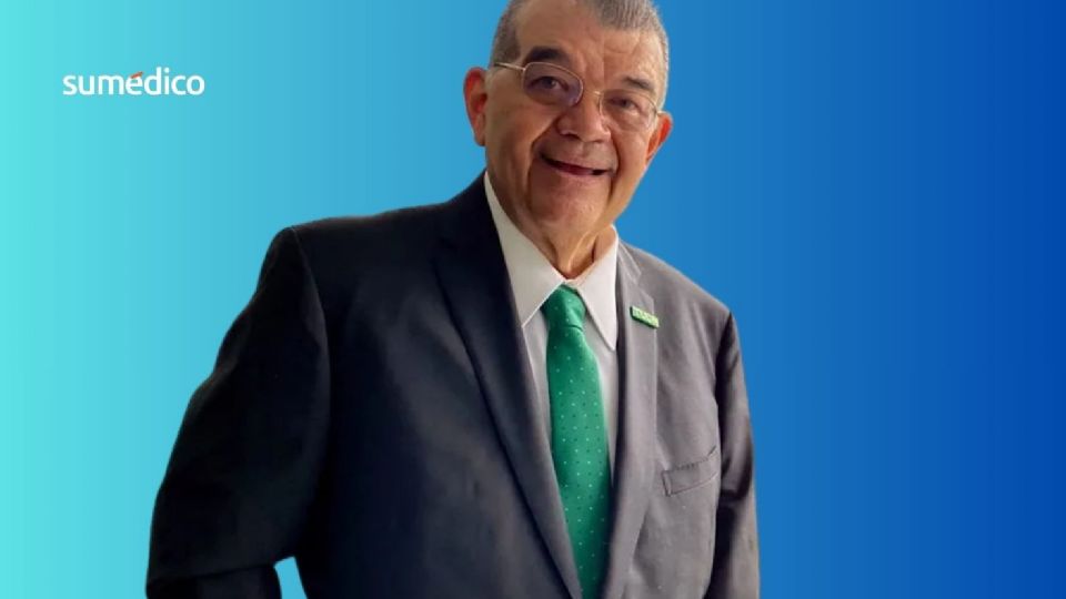 Emilio Alonso es uno de los emblemáticos narradores del fútbol mexicano