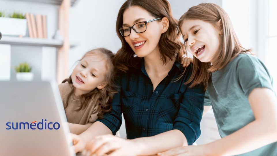Descubre cómo fomentar hábitos digitales seguros y saludables en los niños en este regreso a clases