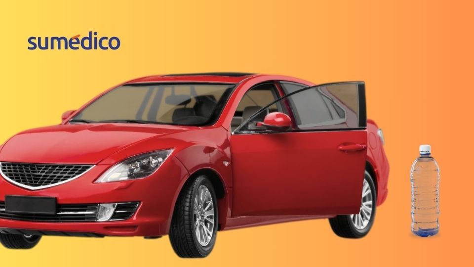 Olvidar una botella de agua dentro del coche puede parecer inofensivo