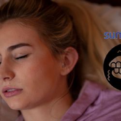 5 consejos para dejar de rechinar los dientes mientras duermes, según la Clínica Cleveland