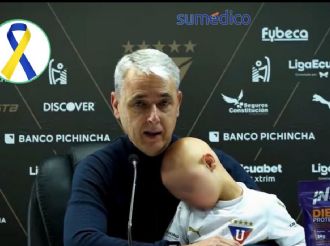 DT de la Liga de Quito visibiliza el Síndrome de Down junto a su hijo