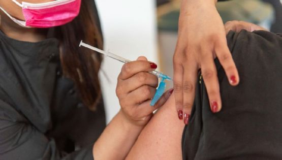 ¿Hay nexo entre la vacuna contra covid y el cáncer? Investigaciones revelan esto
