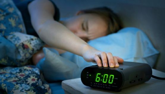 ¿Posponer el despertador ayuda a prevenir un infarto? 