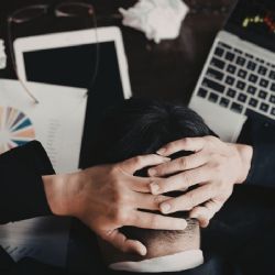 Ansiedad laboral en la era de la inteligencia artificial