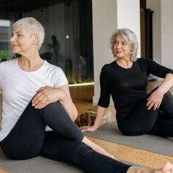 ¿Eres mujer y quieres vivir más años? Esto debes hacer