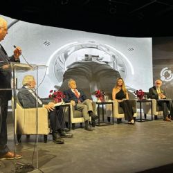 Con homenaje a médicos, celebra Sanfer 85 años