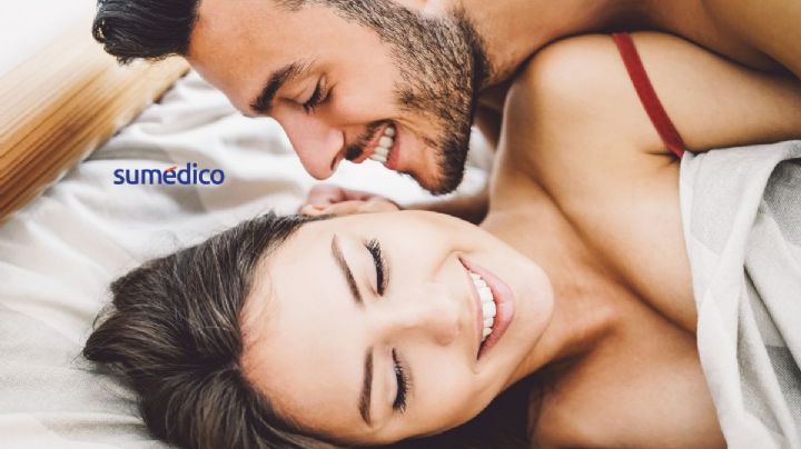 ¿Buscas reavivar la intimidad con tu pareja? Esto recomienda una sexóloga