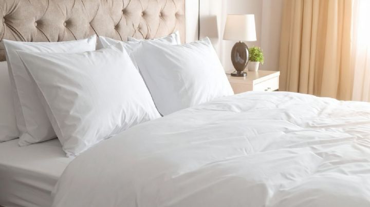 El truco que usan los hoteles para que sus sábanas siempre luzcan blancas