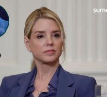 Pam Bondi, ex fiscal de Estados, Unidos enfrenta cáncer de tiroides