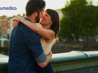 ¿Qué parte del cuerpo tocan más los hombres cuándo están enamorados?