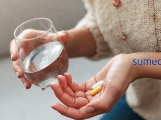 ¿Qué vitaminas necesitan las mujeres dependiendo de la edad?