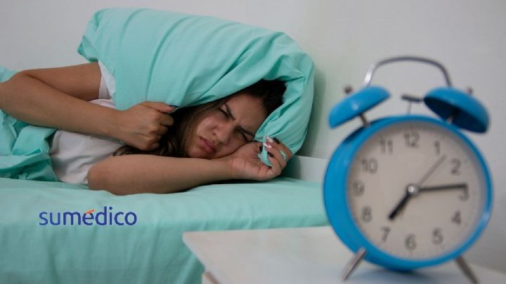 5 errores comunes que cometes antes de dormir y afectan tu descanso