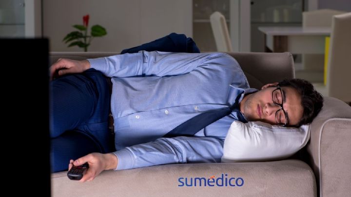 ¿Por qué no debes quedarte dormido con la TV prendida?
