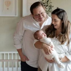 Marina, de un año de edad, derrota a la burocracia en salud