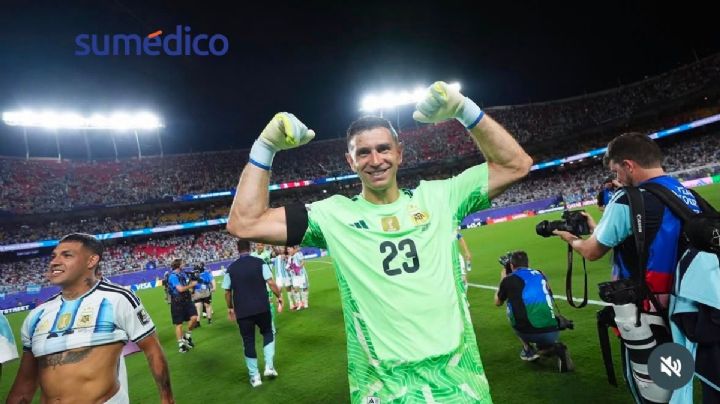 Dibu Martínez: el portero argentino que juega con un dedo de la mano fracturado