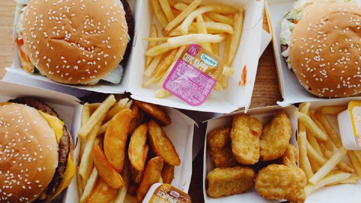 Así es como los alimentos ultraprocesados "engañan" al cuerpo y causan obesidad