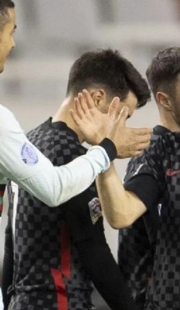 Foto descriptiva de: Cristiano Ronaldo o Luka Modric: el adiós que nadie quería