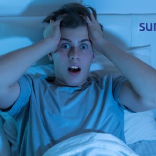 5 alimentos que comerlos durante la tarde pueden afectar tu sueño nocturno