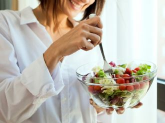 ¿Qué comer en la menopausia? La  clave para tu metabolismo y no subir de peso
