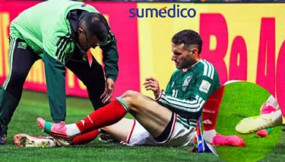 Se confirma la lesión de Santi Giménez, ¿cuánto tiempo estará fuera de las canchas?